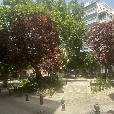 Recien Reformado Y Parking Vigilado Gratis Pleno Centro Picon Center *