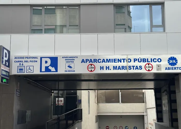 Appartement Luminosa En El Centro Con Parking Vigilado Gratis Centro Historico Picon Center Granada